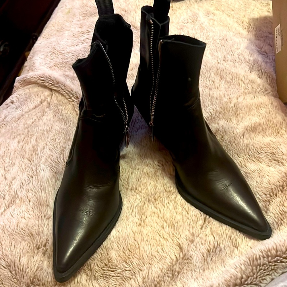 Zara shoes brand new size 37